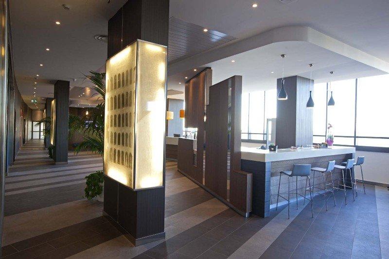Hotel Ibis Styles Roma Eur Esterno foto