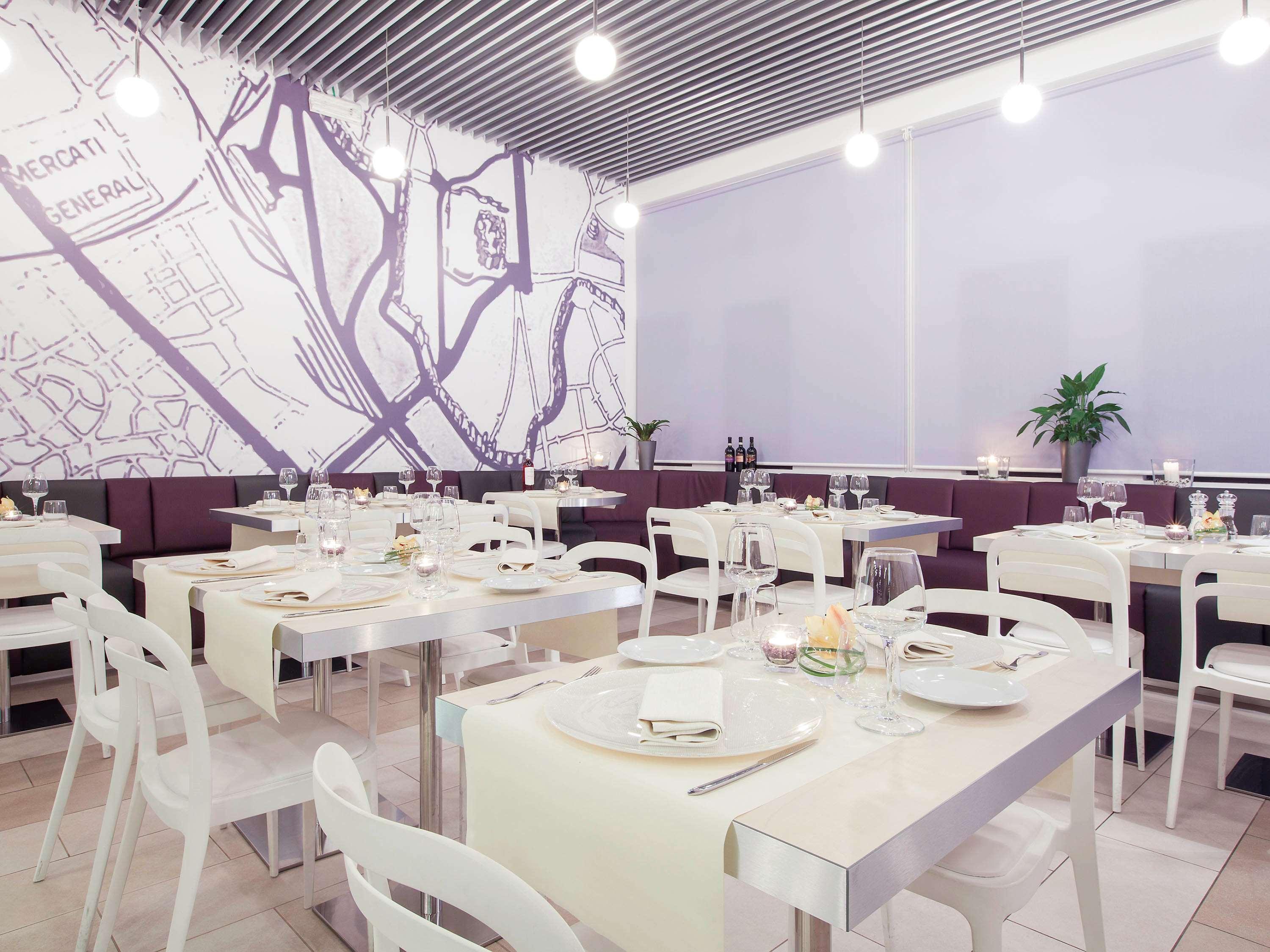 Hotel Ibis Styles Roma Eur Esterno foto