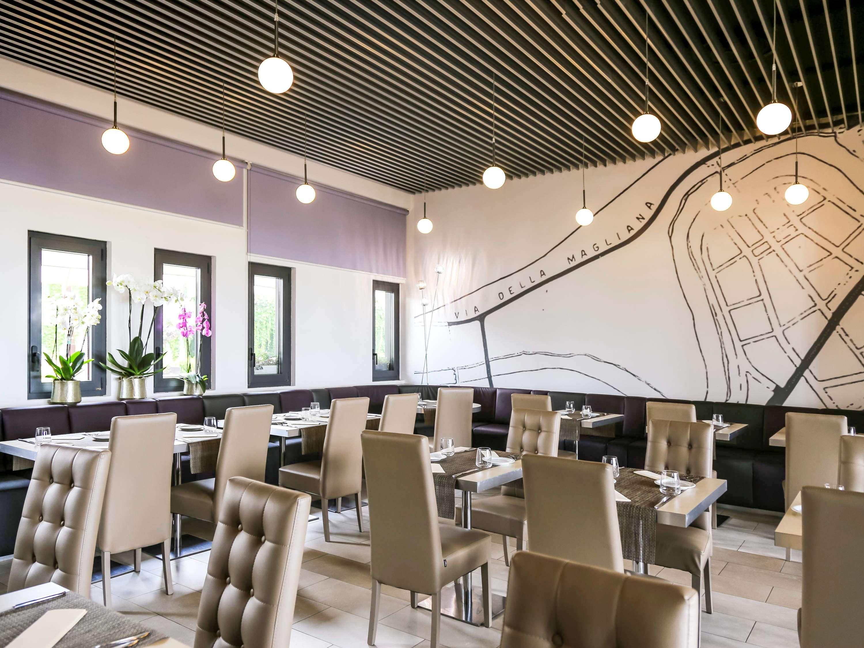 Hotel Ibis Styles Roma Eur Esterno foto